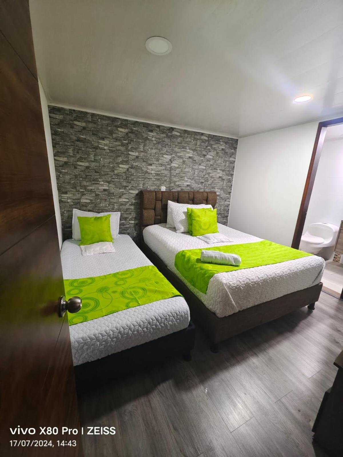 Hotel Kristal Ferial Bogotá Dış mekan fotoğraf